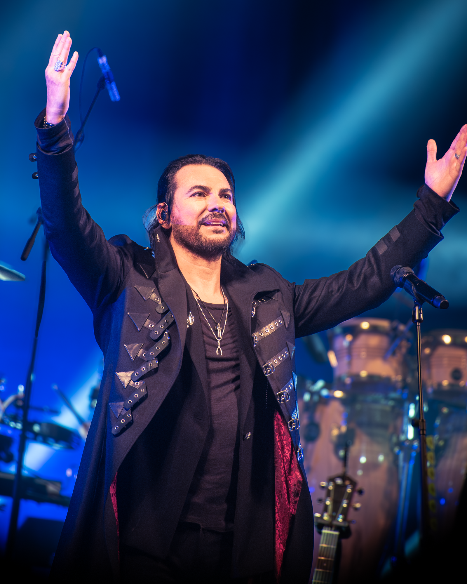 Beto Cuevas - Acústico